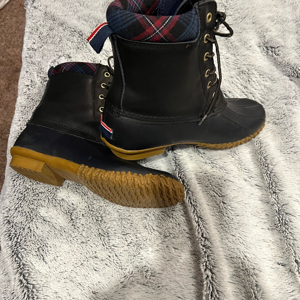 Tommy Hilfiger Navy Blue Duck Boots Size 8